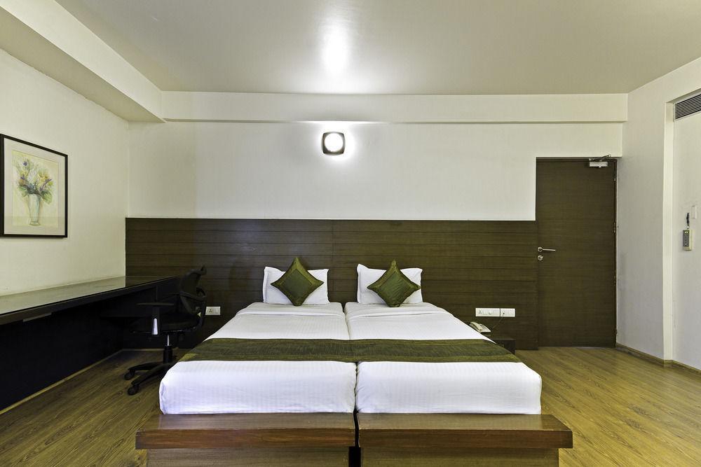 Corporate Stay Pune Esterno foto